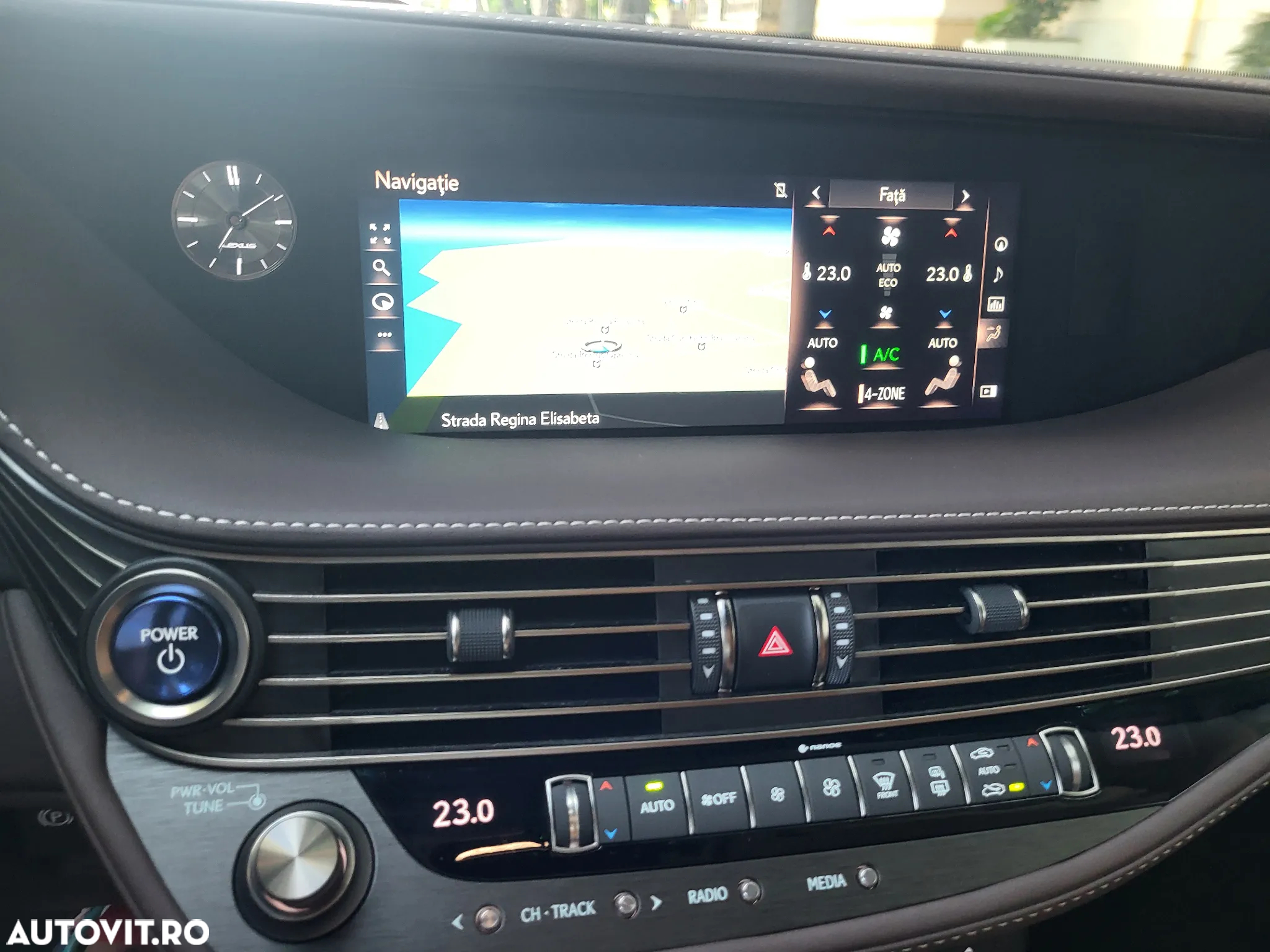 Lexus Seria LS - 10