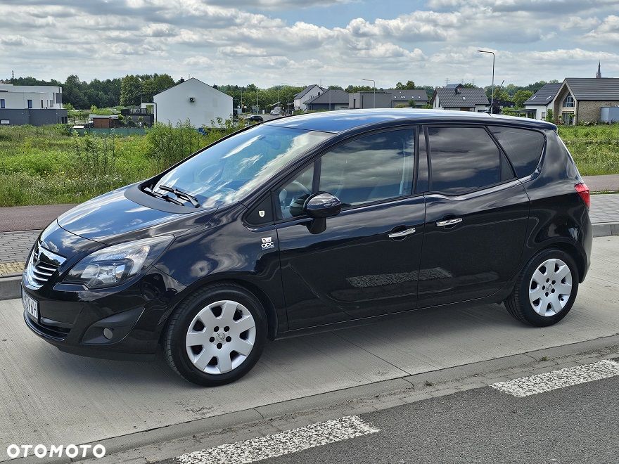 Opel Meriva 1.4 T Cosmo S&S - 2