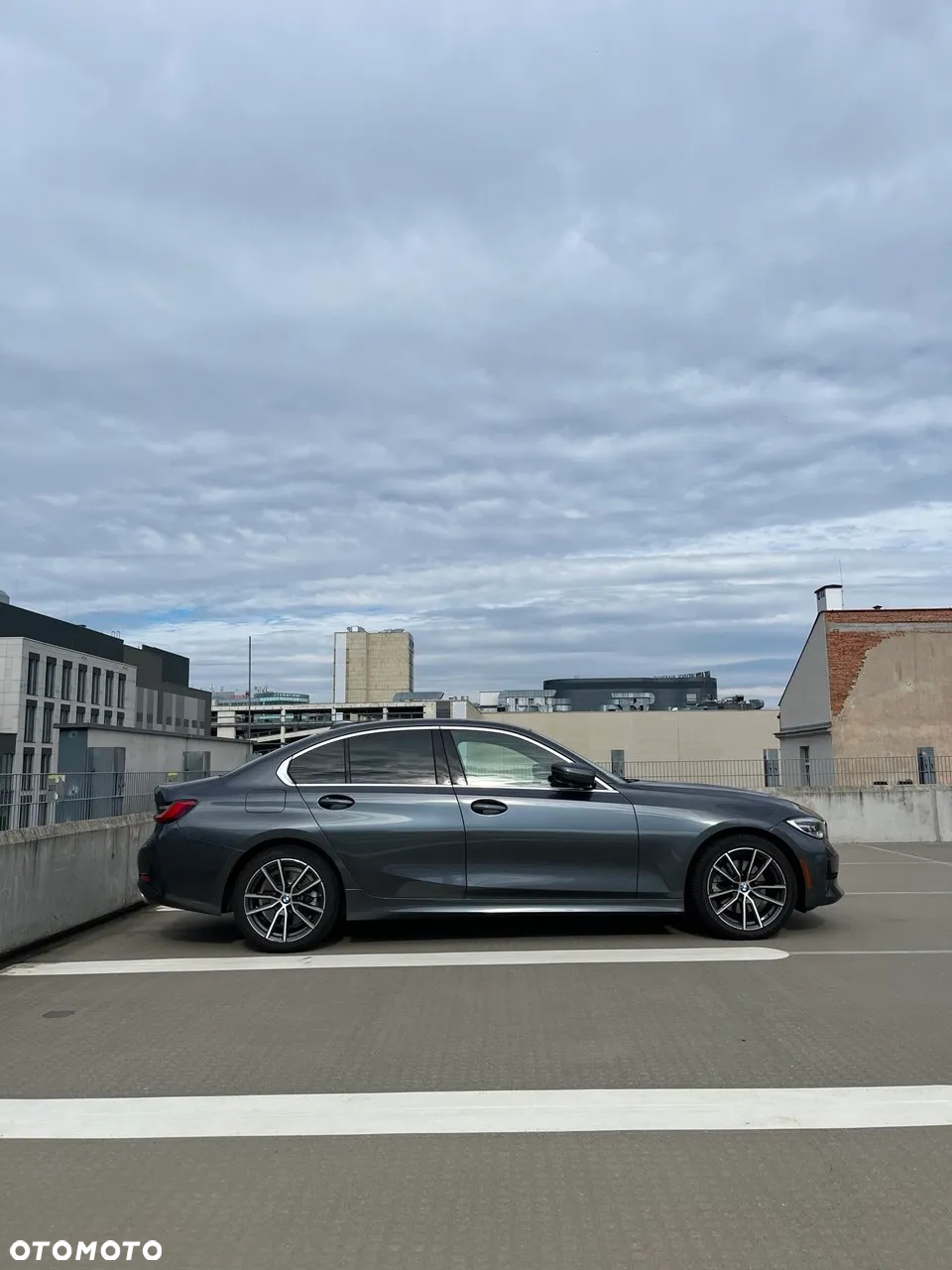BMW Seria 3 330i Sport Line - 5
