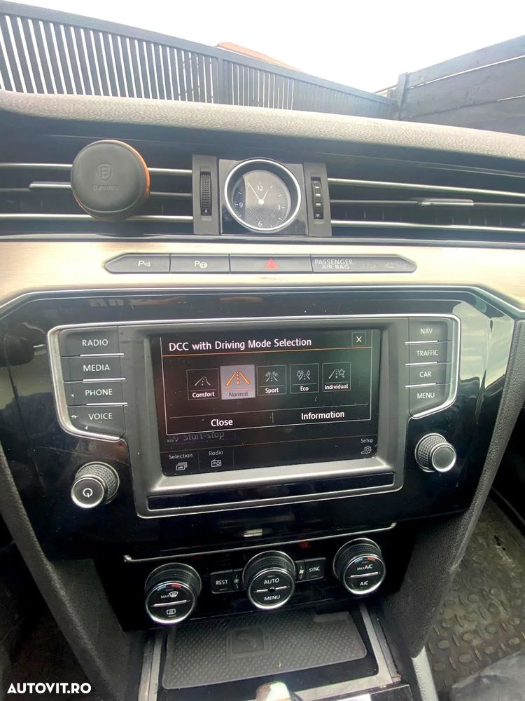 Volkswagen Passat 2.0 TDI DSG 4Motion Highline - 22