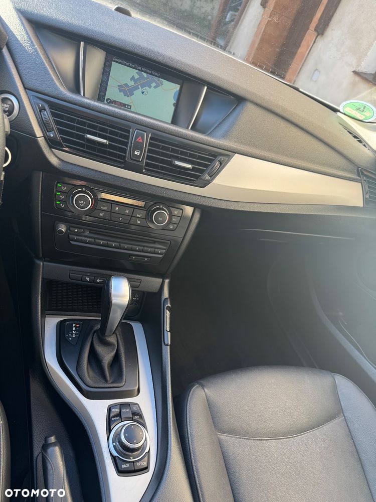 BMW X1 sDrive18i xLine - 6