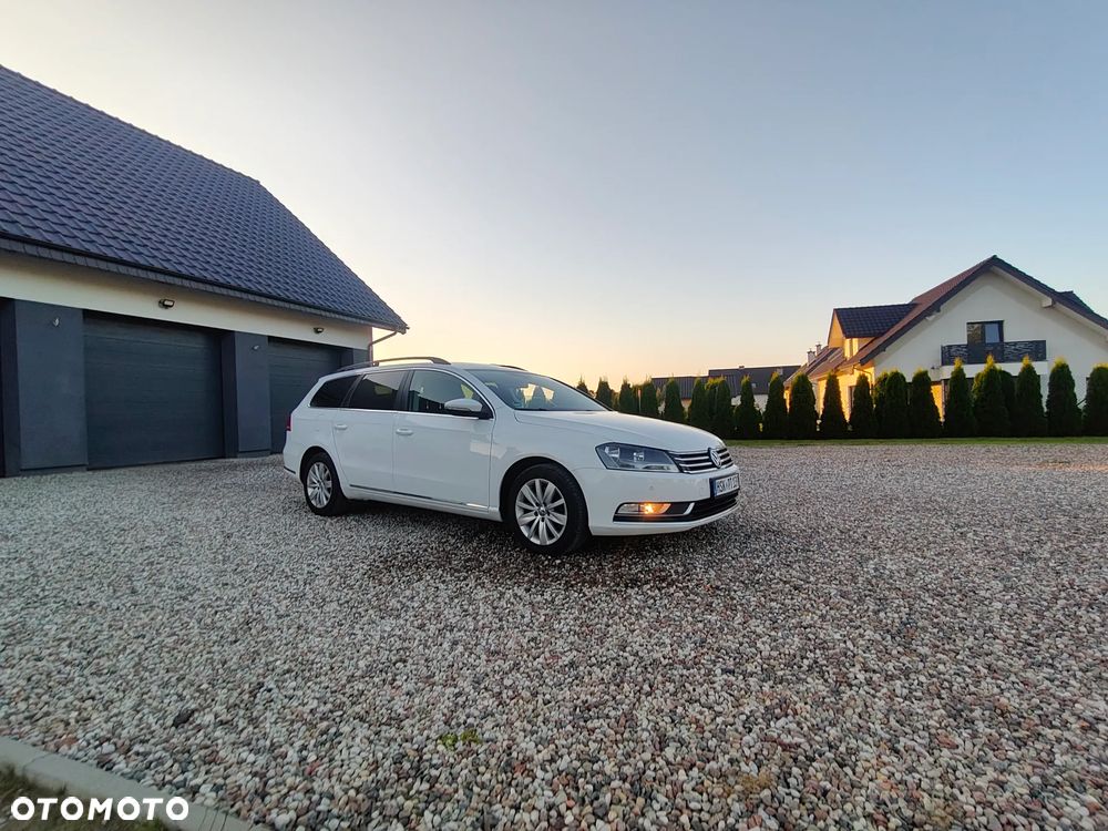 Volkswagen Passat - 19