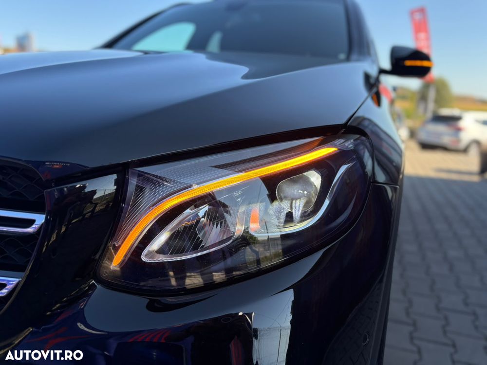 Mercedes-Benz GLC 220 d 4MATIC 9G-TRONIC AMG Line - 38