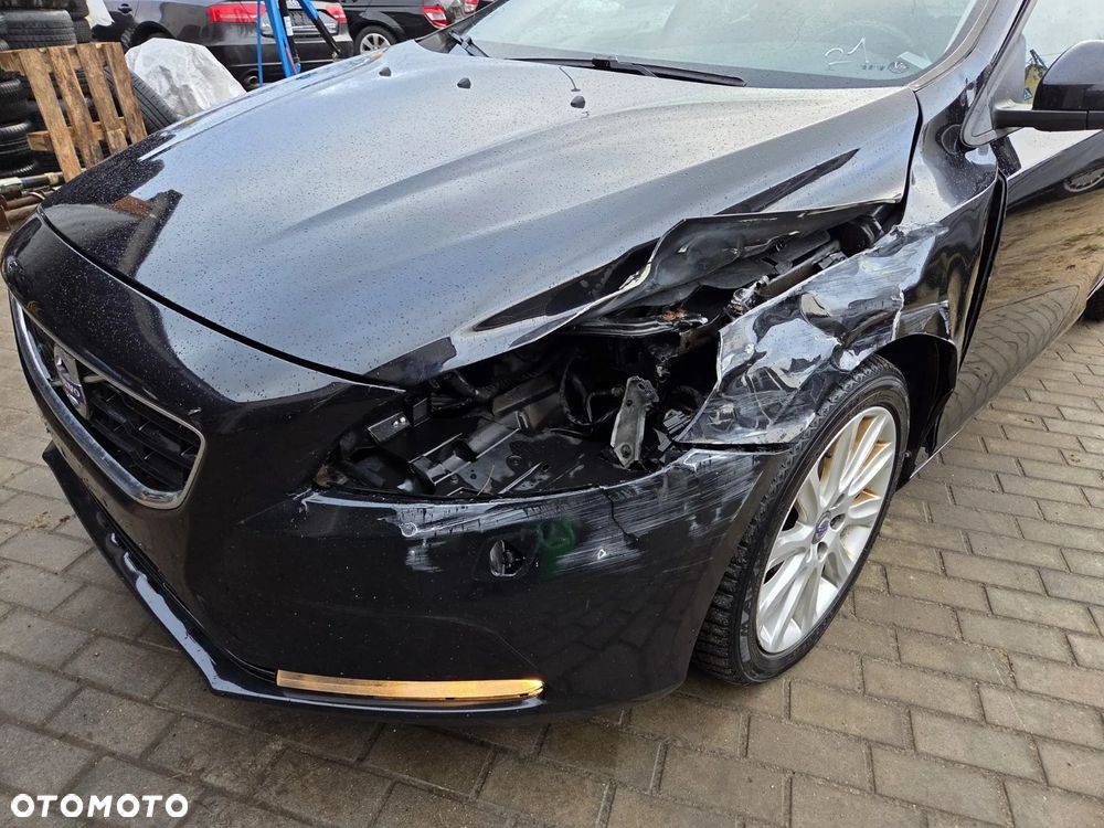 Volvo V40 D2 - 7
