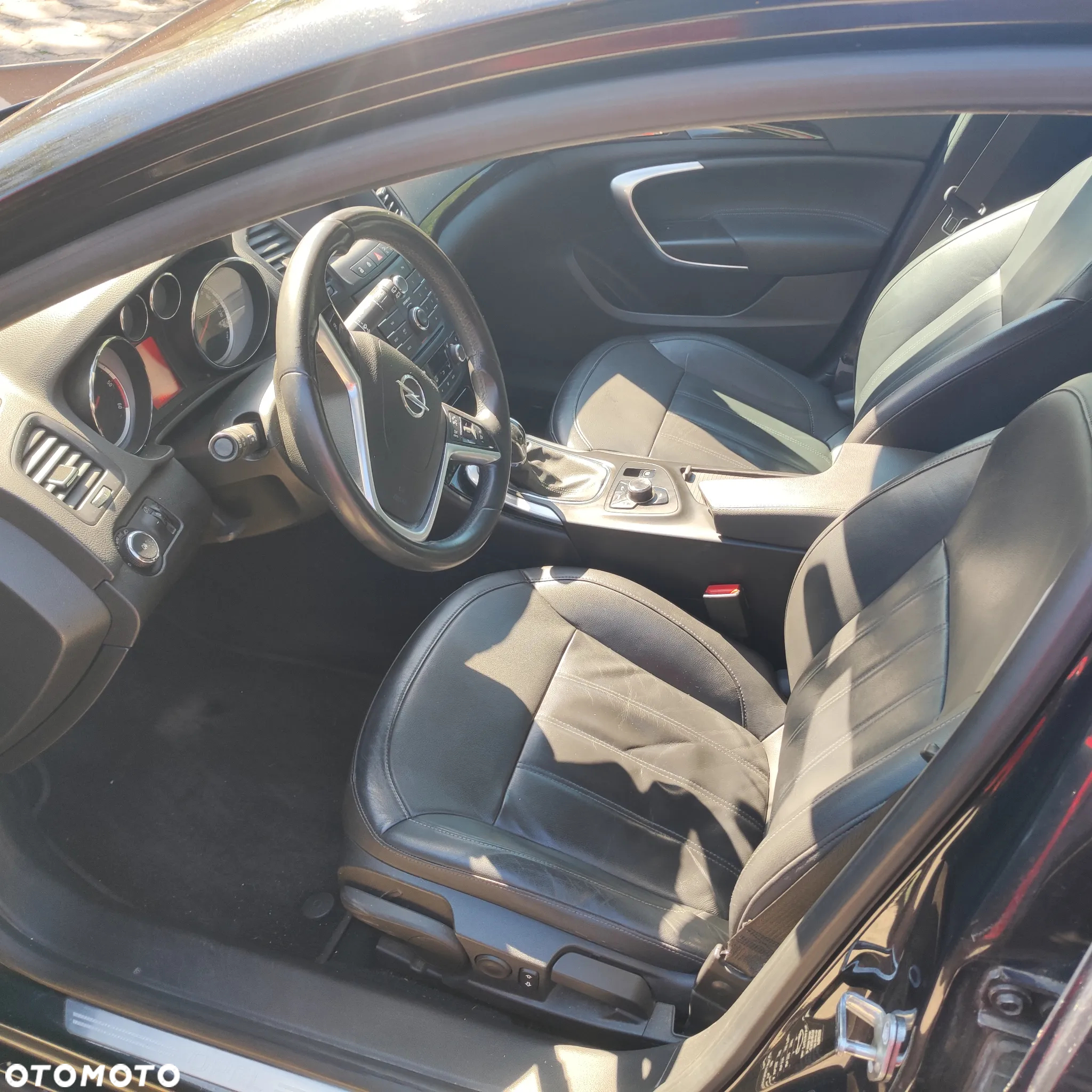 Opel Insignia 2.0 CDTI - 11