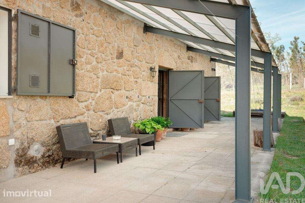 Quinta rural T2 em Sabugal e Aldeia de Santo António de 120 m2 - Grande imagem: 2/30