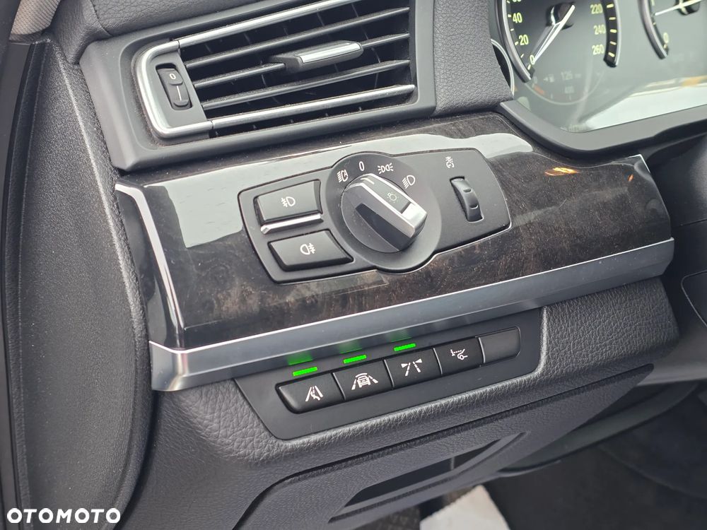 BMW Seria 7 740d xDrive - 20