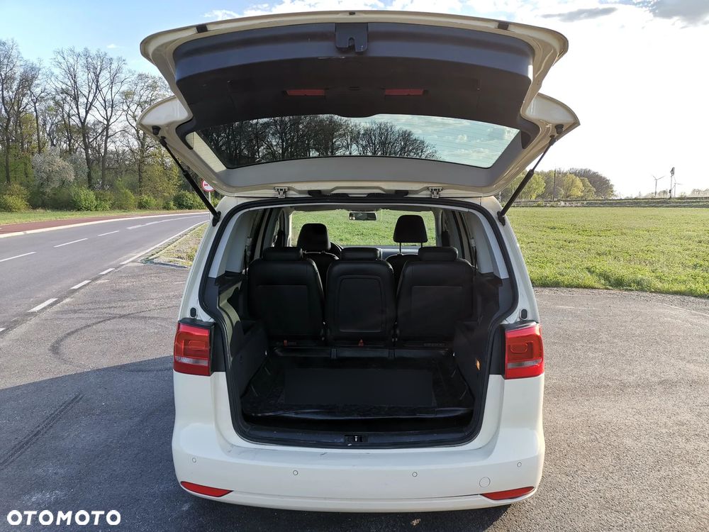 Volkswagen Touran 1.6 TDI DPF DSG Trendline - 36