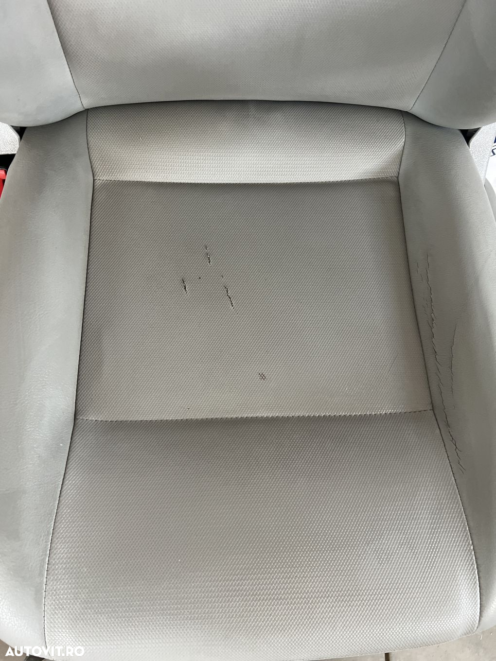 Scaun sofer VW T5 2.0TDI Caravelle - 4