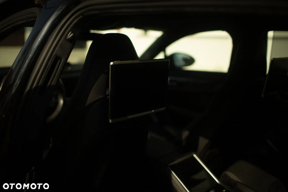 Porsche Panamera Turbo - 25