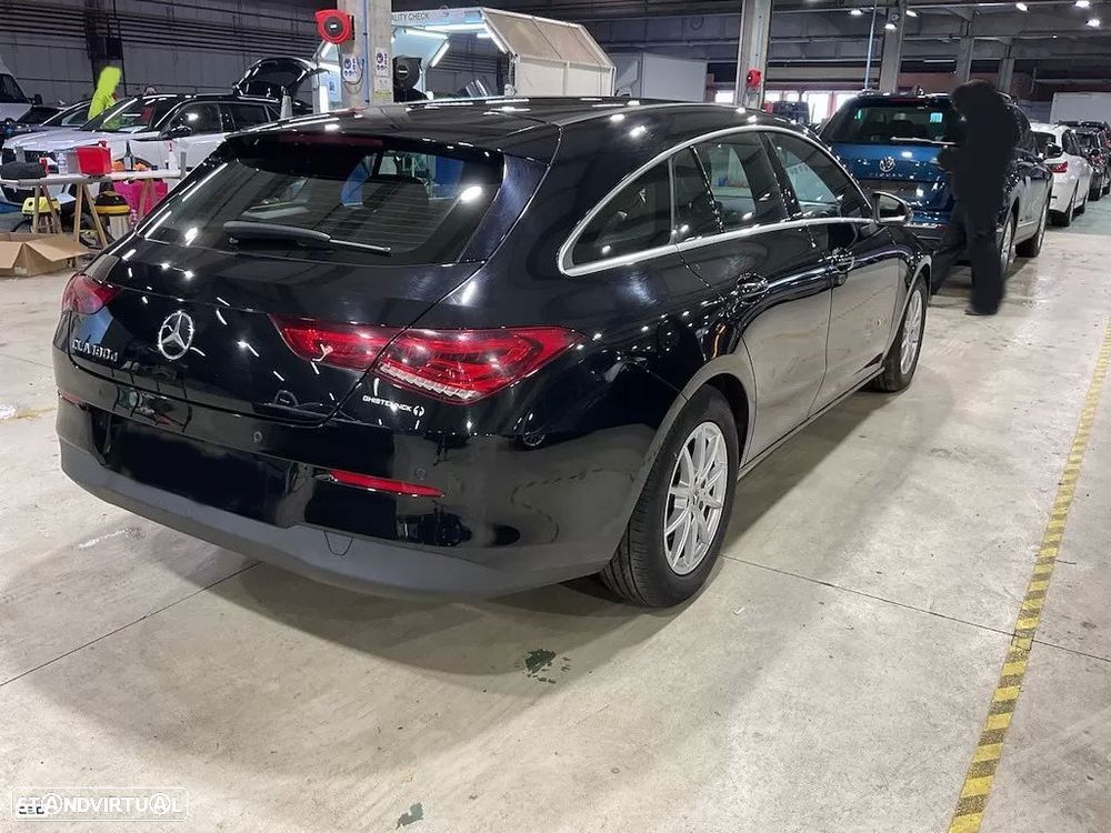 Mercedes-Benz CLA 180 d Shooting Brake Business Solutions - 4