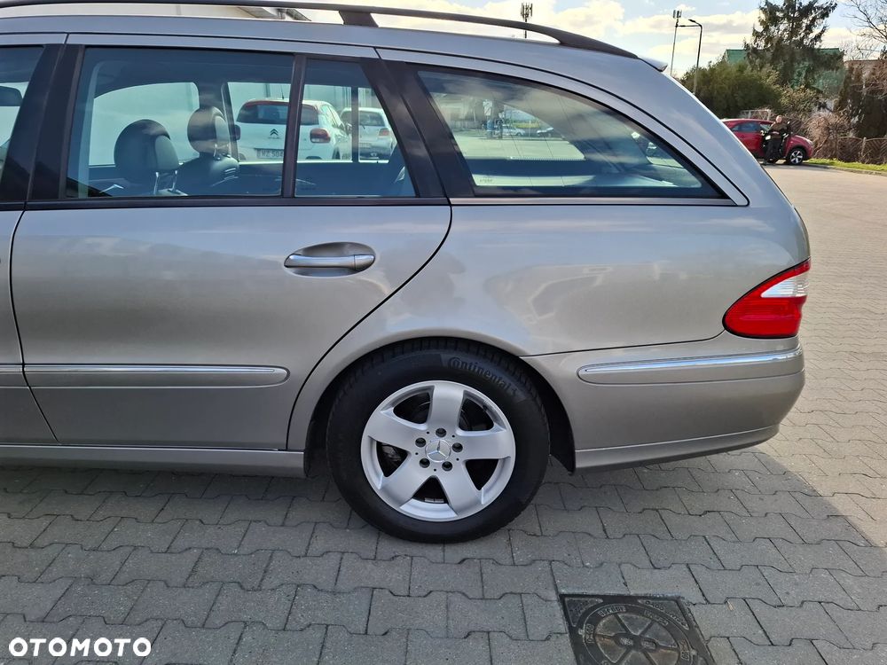 Mercedes-Benz Klasa E - 15