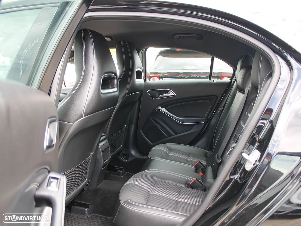 Mercedes-Benz A 180 d Urban - 15