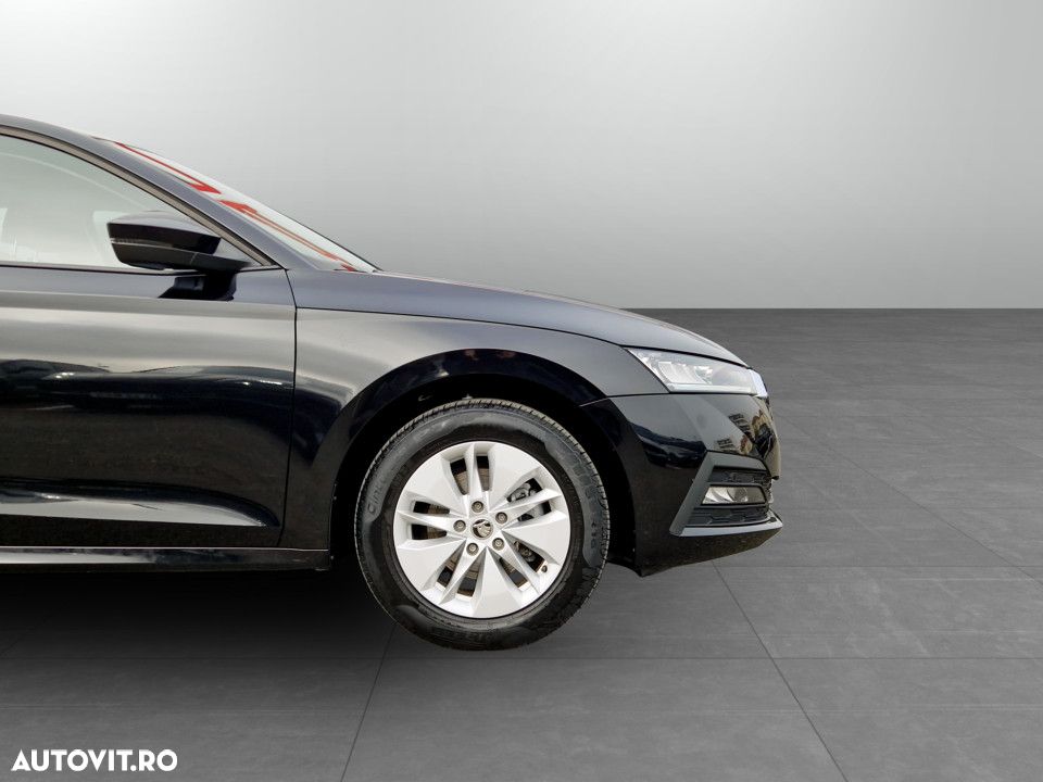 Skoda Octavia 1.5 TSI Ambition - 11