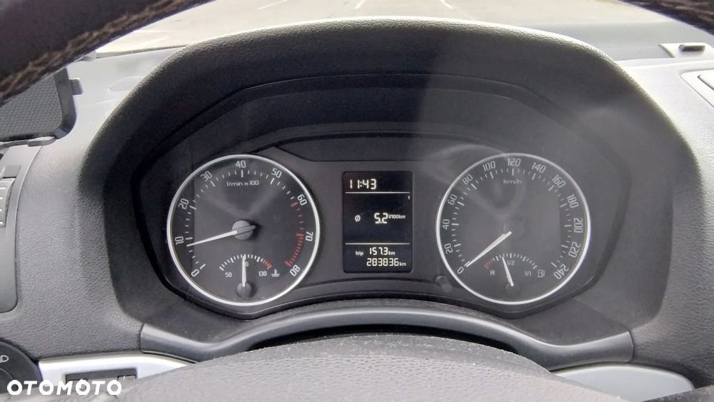 Skoda Octavia 1.8 T FSI Ambiente - 10