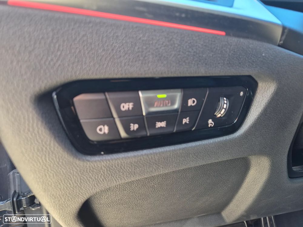 BMW i4 eDrive40 Pack Desportivo M - 9