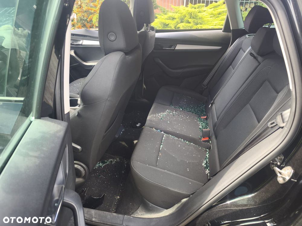 Skoda Karoq 2.0 TDI 4x4 DSG Selection - 35