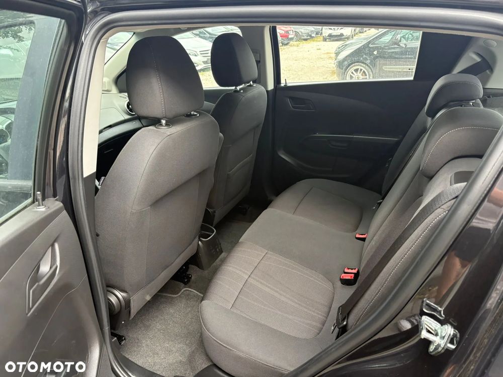 Chevrolet Aveo 1.2 LS+ - 15
