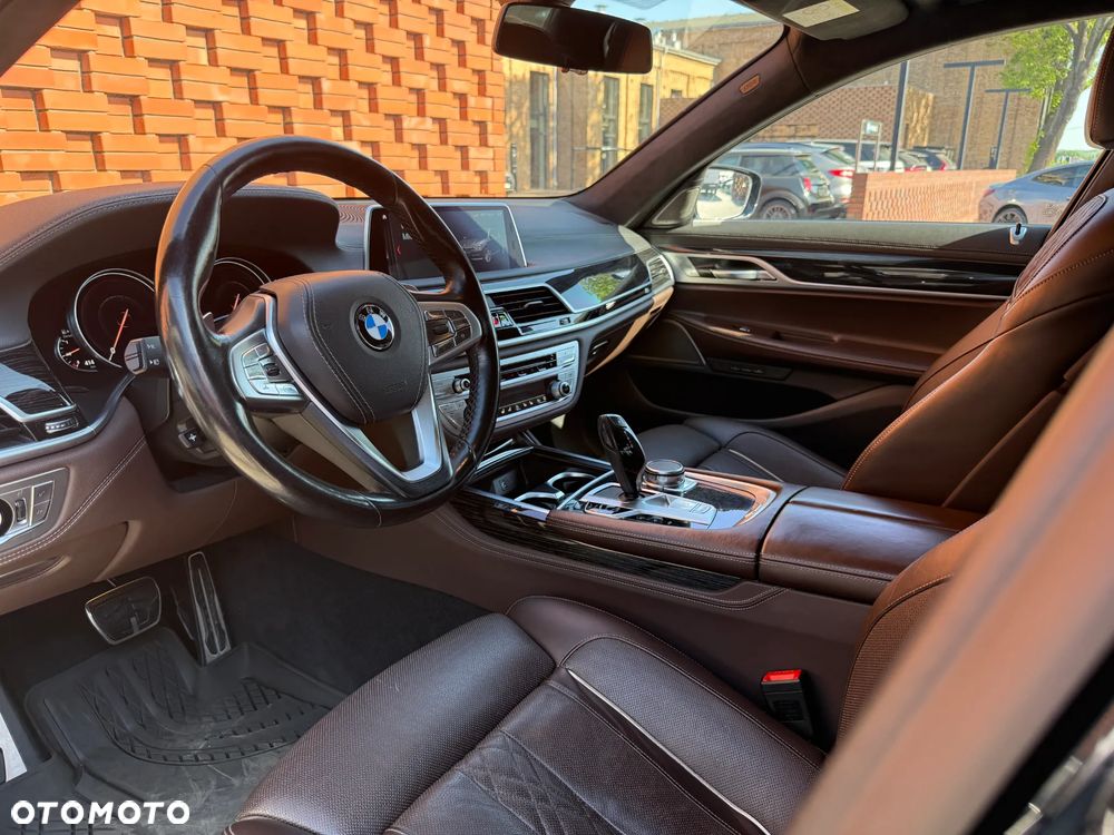 BMW Seria 7 750d xDrive sport - 11