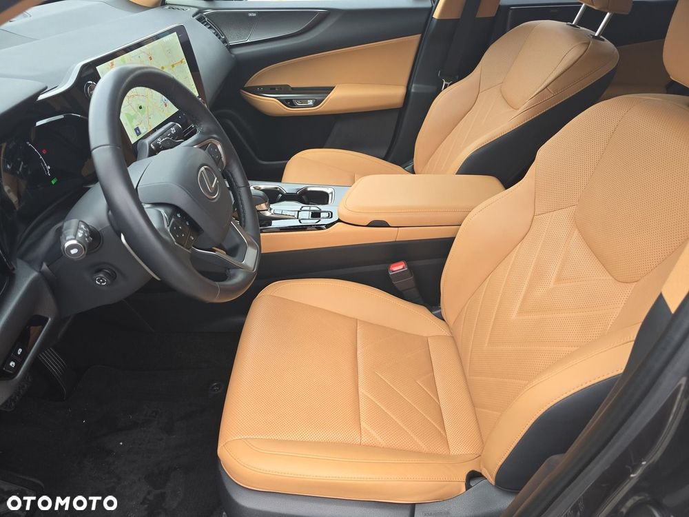 Lexus NX 350h Omotenashi AWD - 15