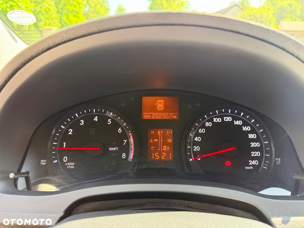 Toyota Avensis 1.8 Premium - 16