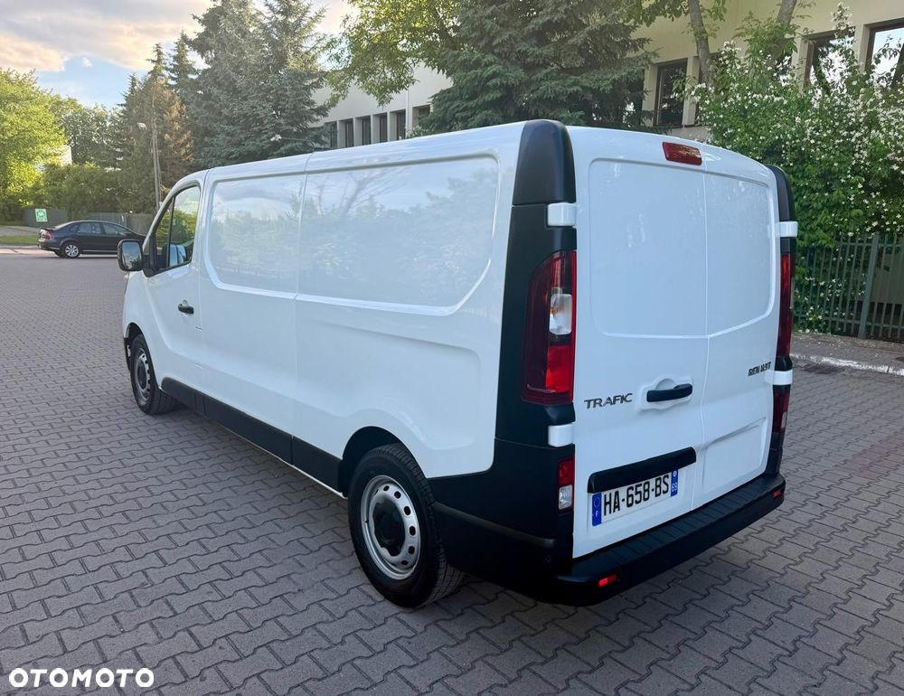 Renault Trafic - 12