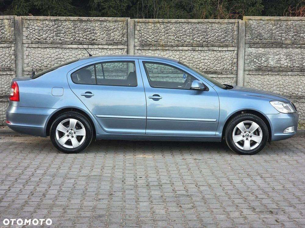 Skoda Octavia 1.8 TSI Elegance DSG - 5