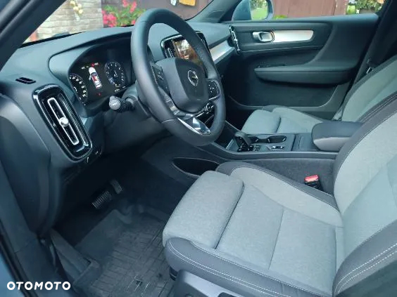 Volvo XC 40 T2 Core - 10