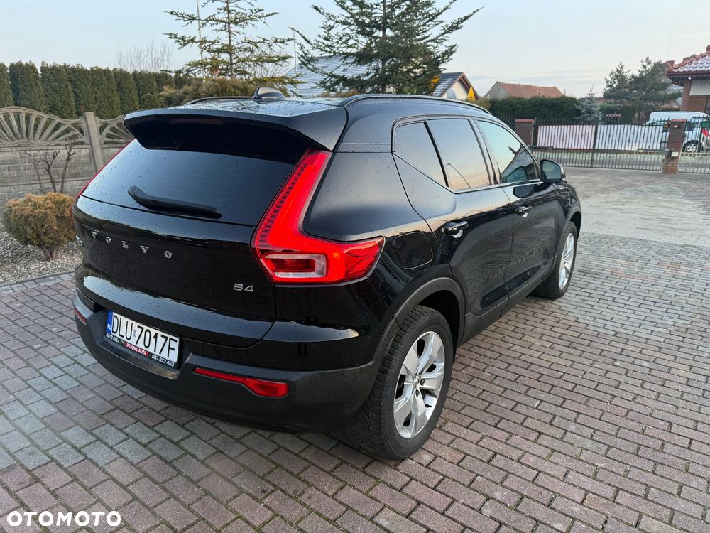 Volvo XC 40 B4 B R-Design - 4