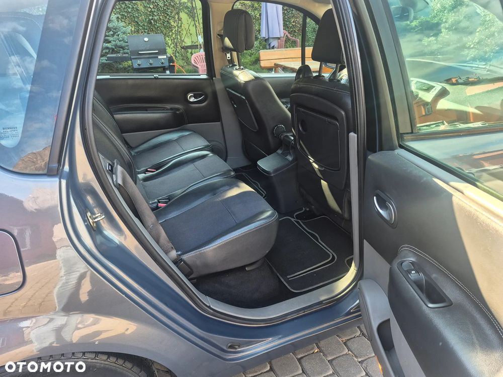 Renault Scenic 1.6 16V Confort Expression - 13