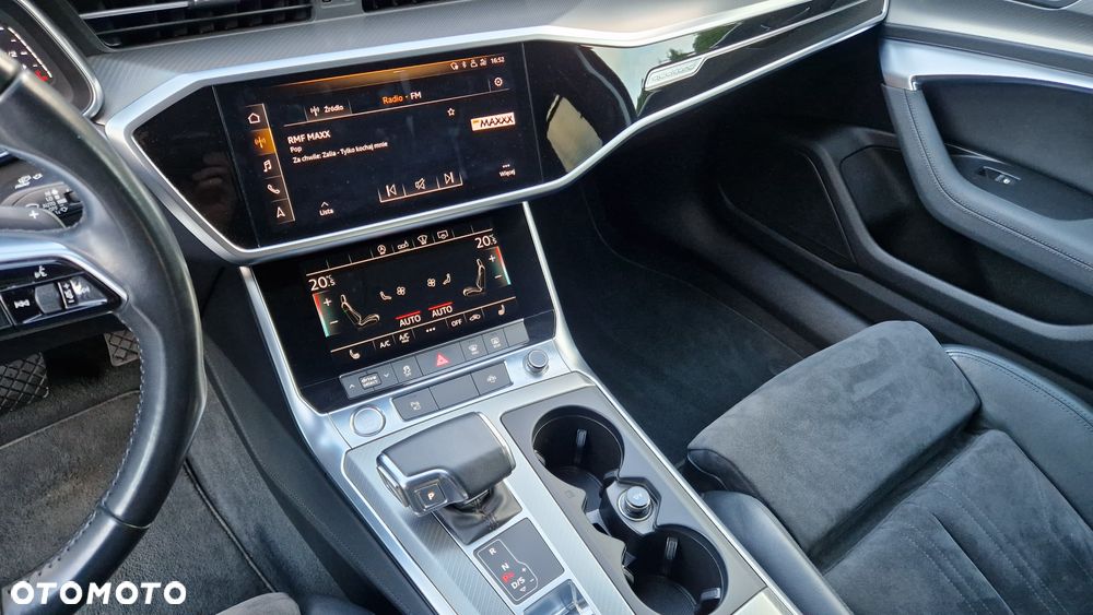 Audi A6 Avant - 16