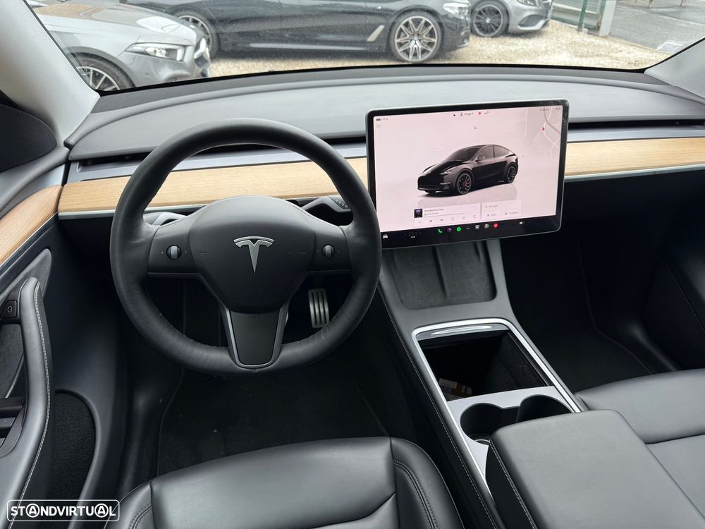 Tesla Model Y Performance Tração Integral - 16