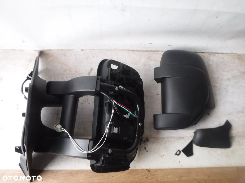 nissan nv400 master iii movano b lusterko lewe 9 pin eu 963020218r - 2