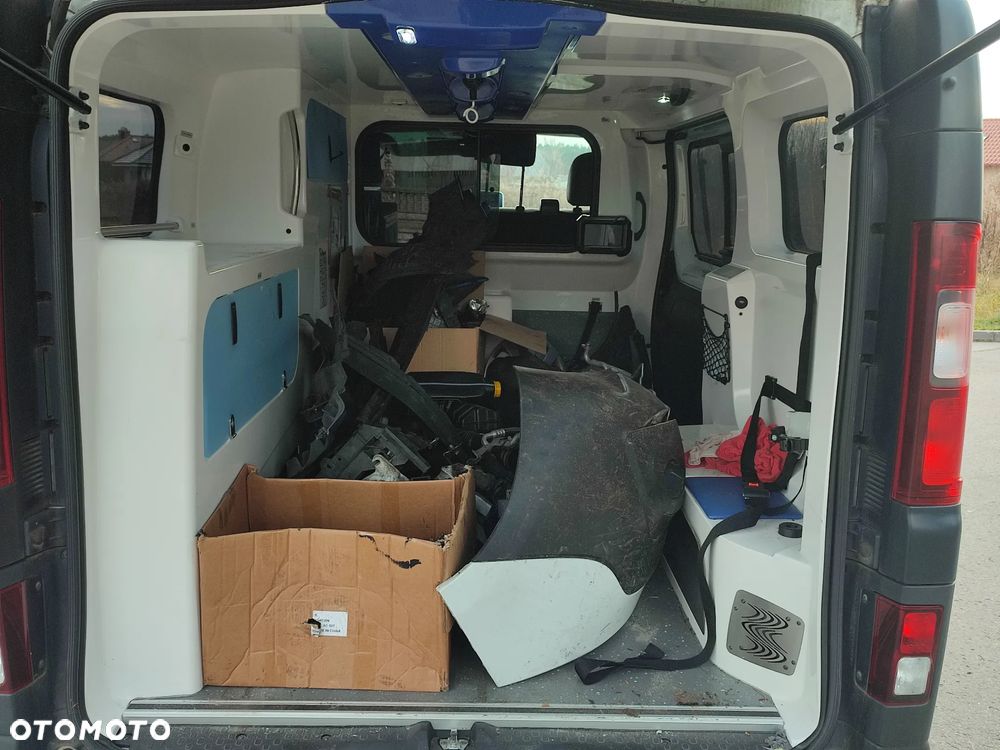 Renault Trafic - 17