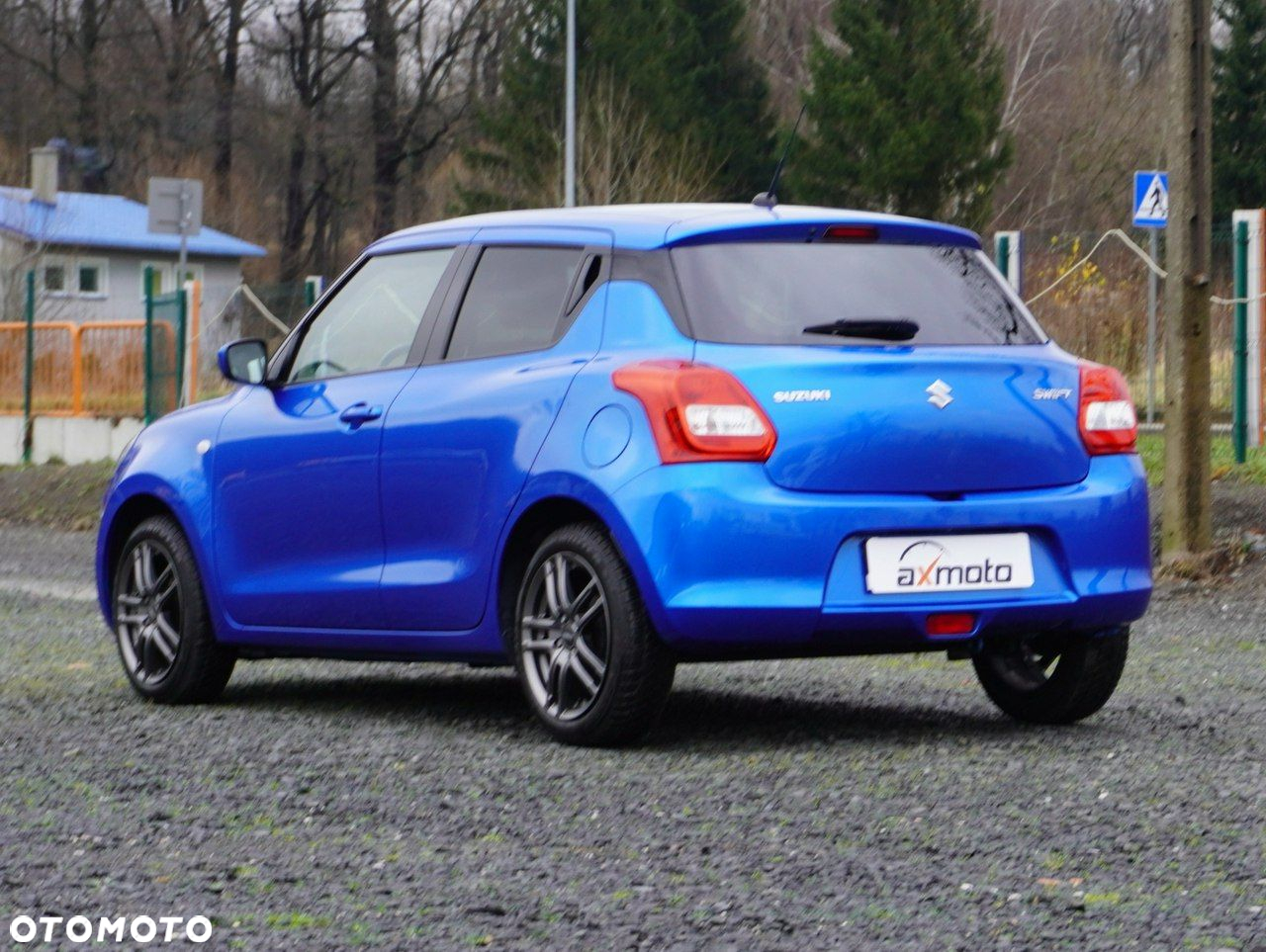 Suzuki Swift - 3