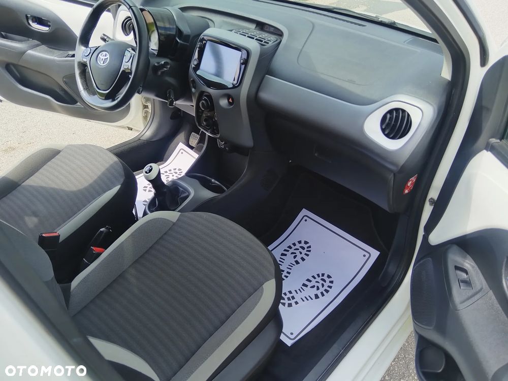 Toyota Aygo 1.0 VVT-i Color Edition - 14