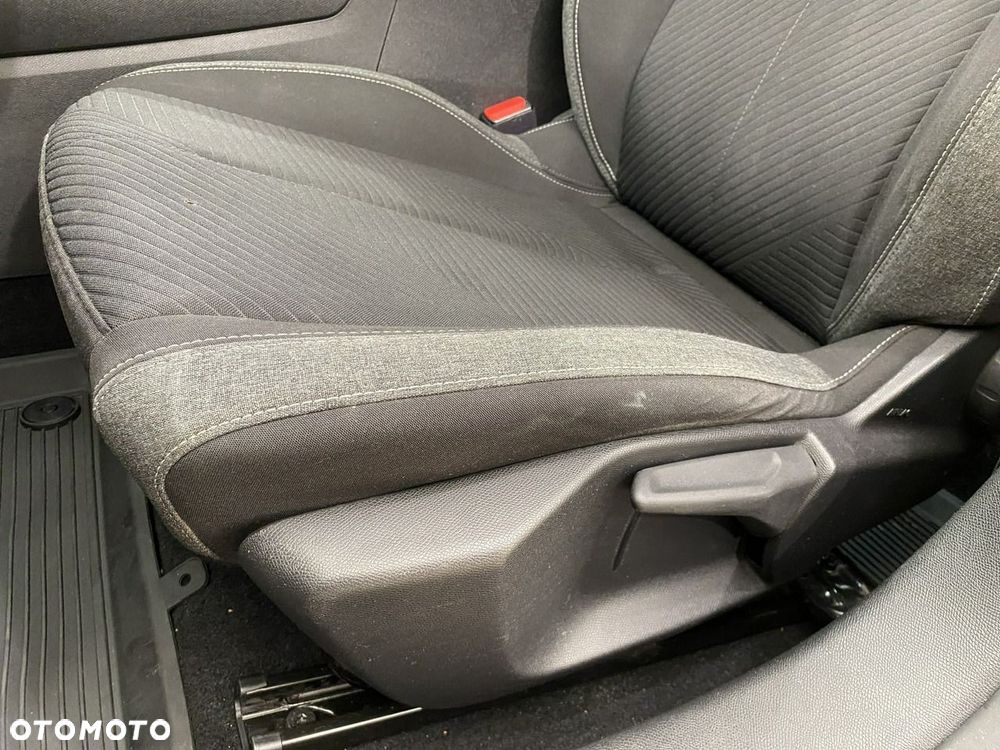 Peugeot 308 - 18