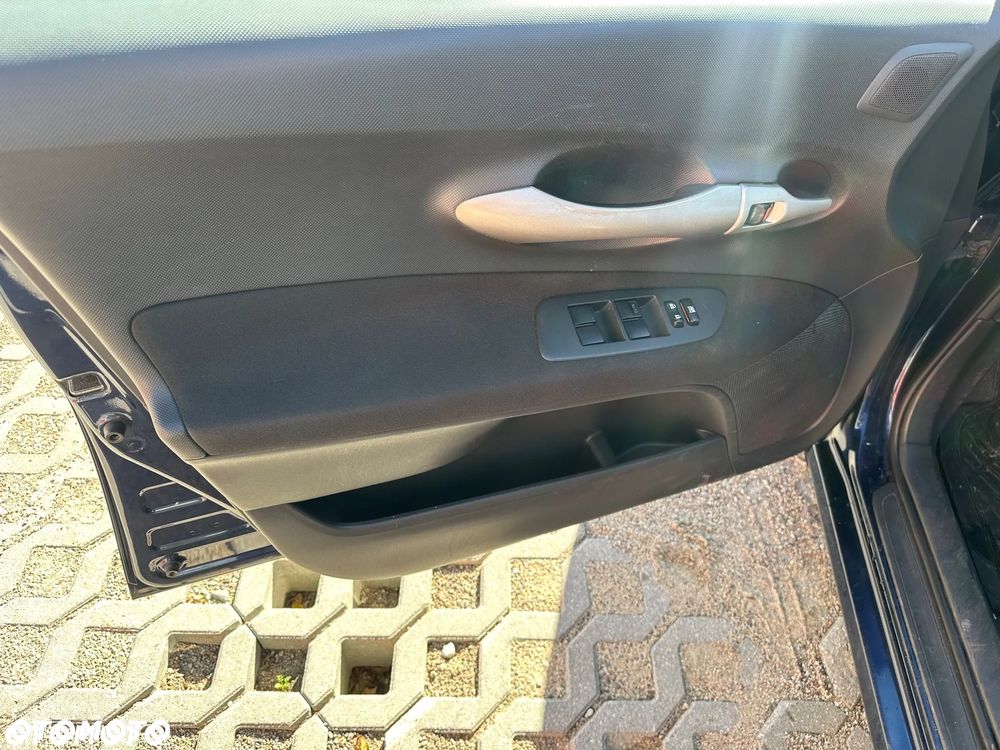 Toyota Auris 2.0 D-4D Prestige - 9