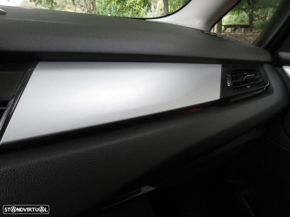 BMW 216 Gran Tourer d Advantage Auto - 40