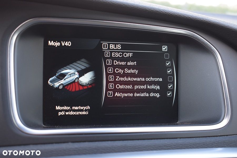 Volvo V40 Cross Country D3 Drive-E SCR Dynamic Edition - 15