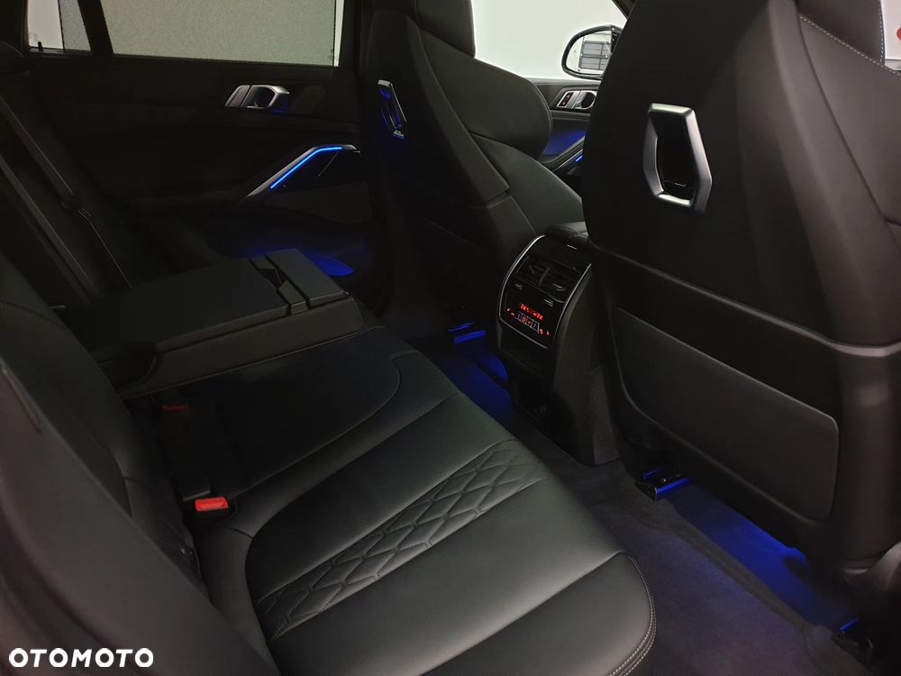 BMW X6M - 29
