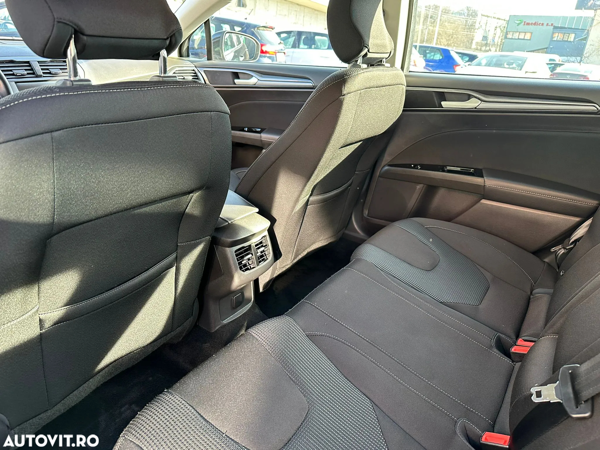 Ford Mondeo 2.0 HEV Trend - 5
