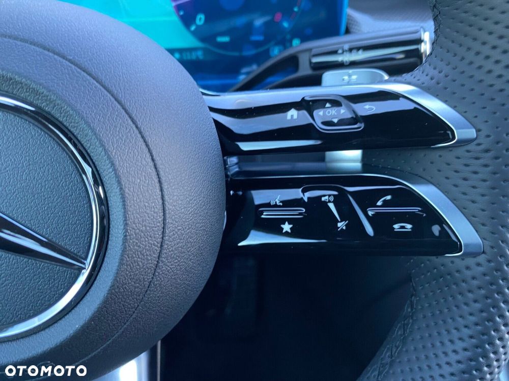 Mercedes-Benz GLC - 11