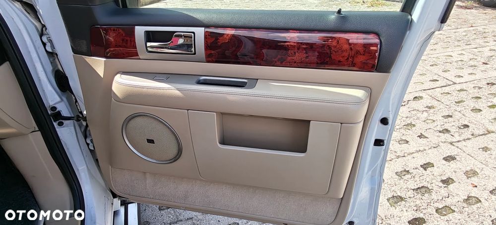 Lincoln Navigator 5.4 4WD - 30