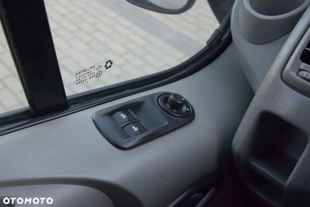 Opel VIVARO LONG 2,0 DCI 115 KM 164 TYŚ KM - 15