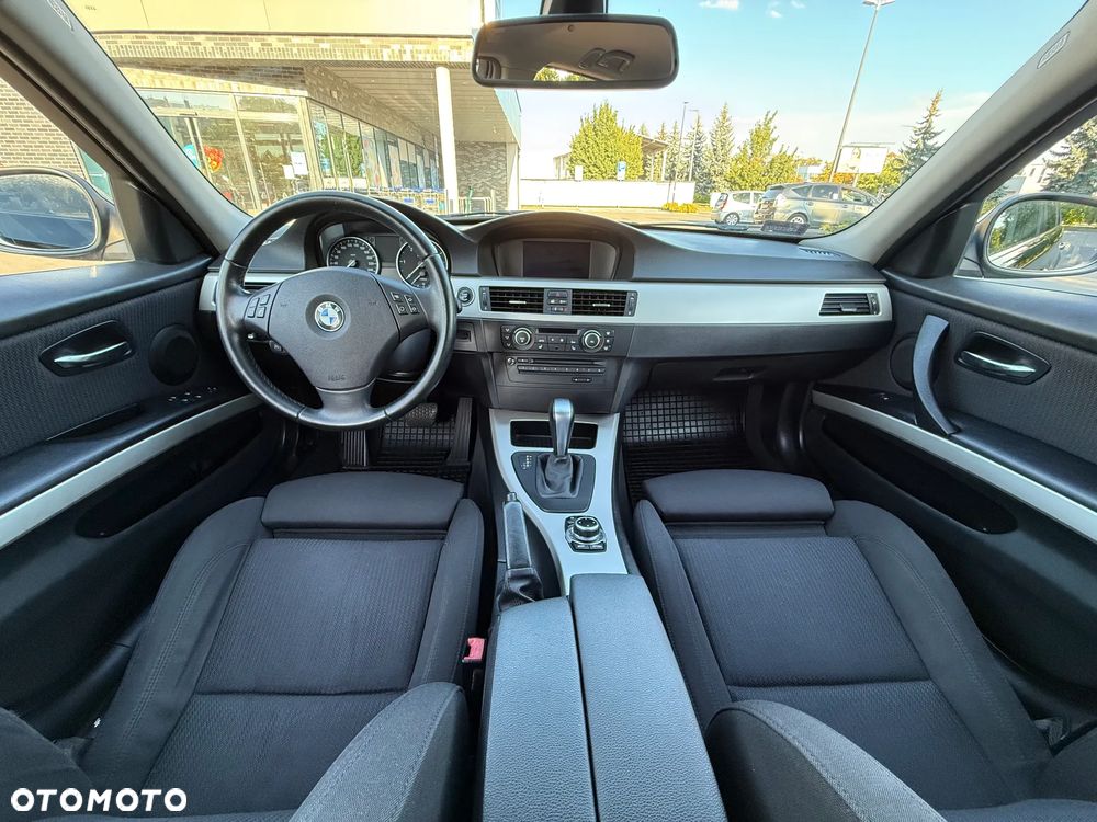 BMW Seria 3 320d DPF - 9