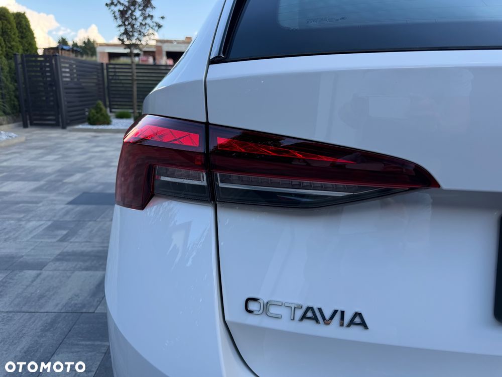 Skoda Octavia 1.5 TSI Essence - 14