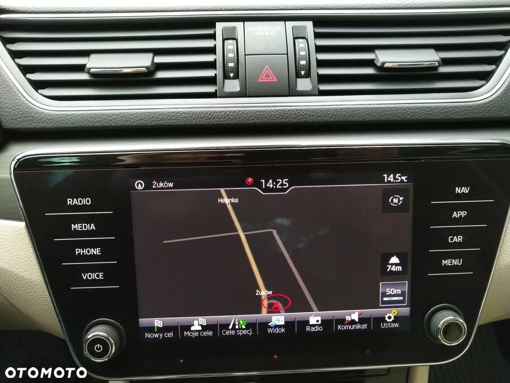 Skoda Superb 2.0 TDI SCR Style DSG - 5