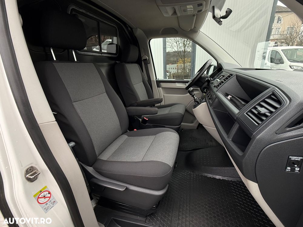 Volkswagen Transporter - 8