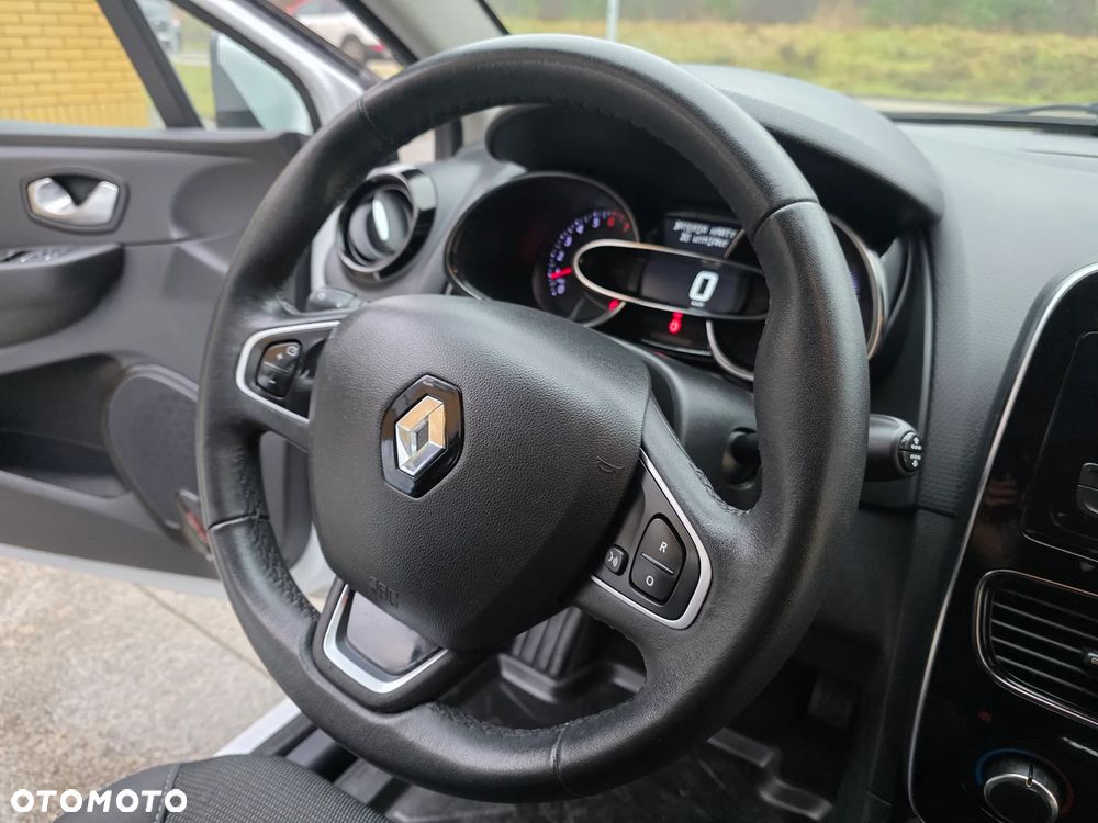 Renault Clio 1.2 16V Life - 15